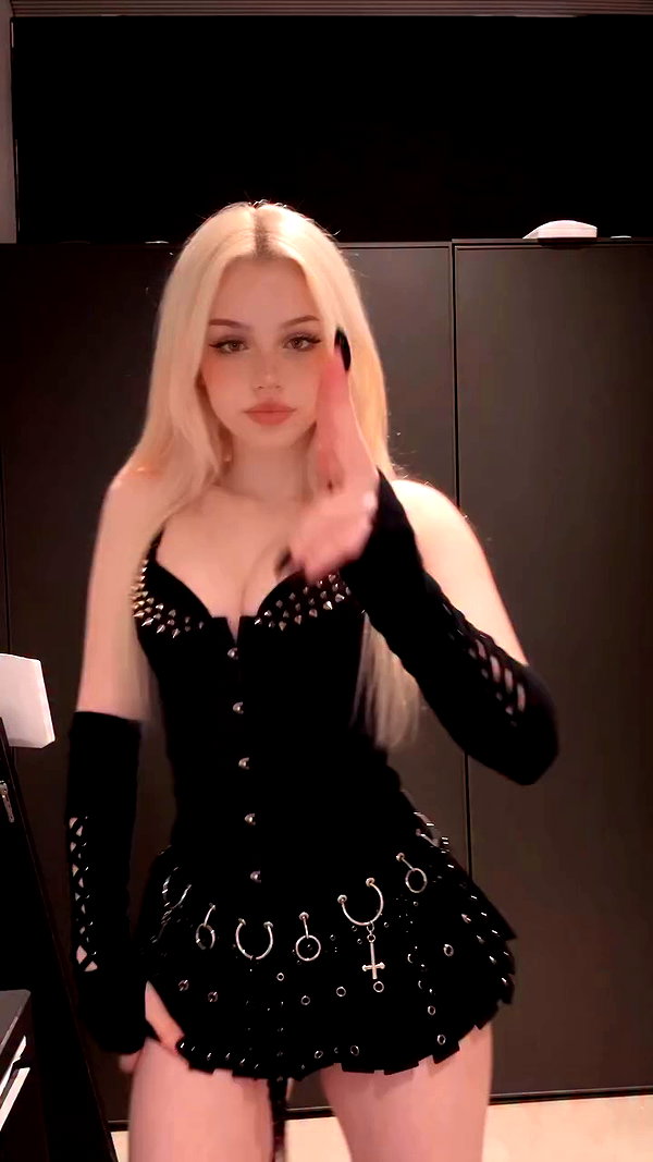 icy.vixen1_ archive video preview