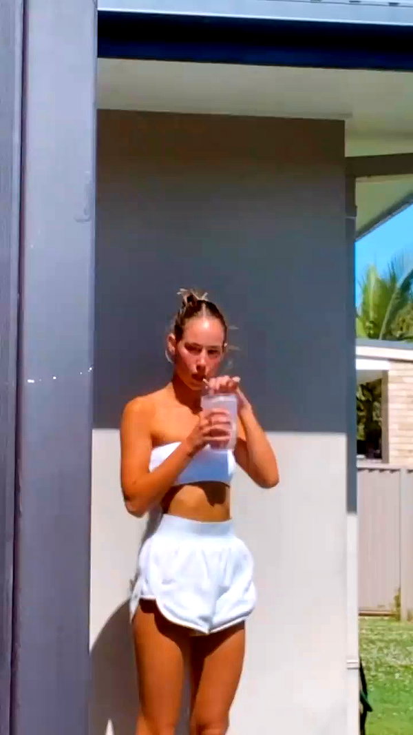 olivia.mathers archive video preview