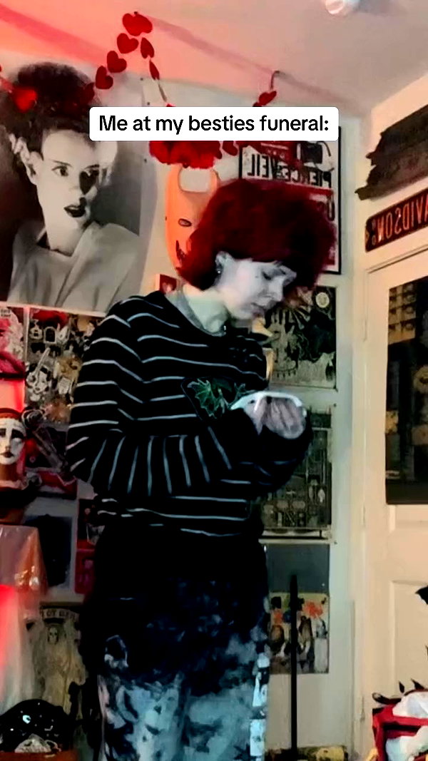 yeahimcaroline archive video preview