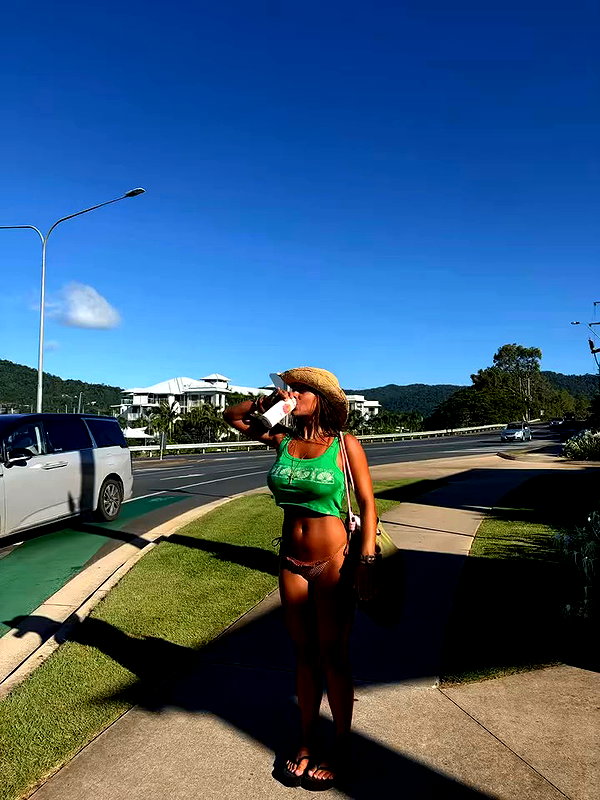 isabella.lauren archive video preview