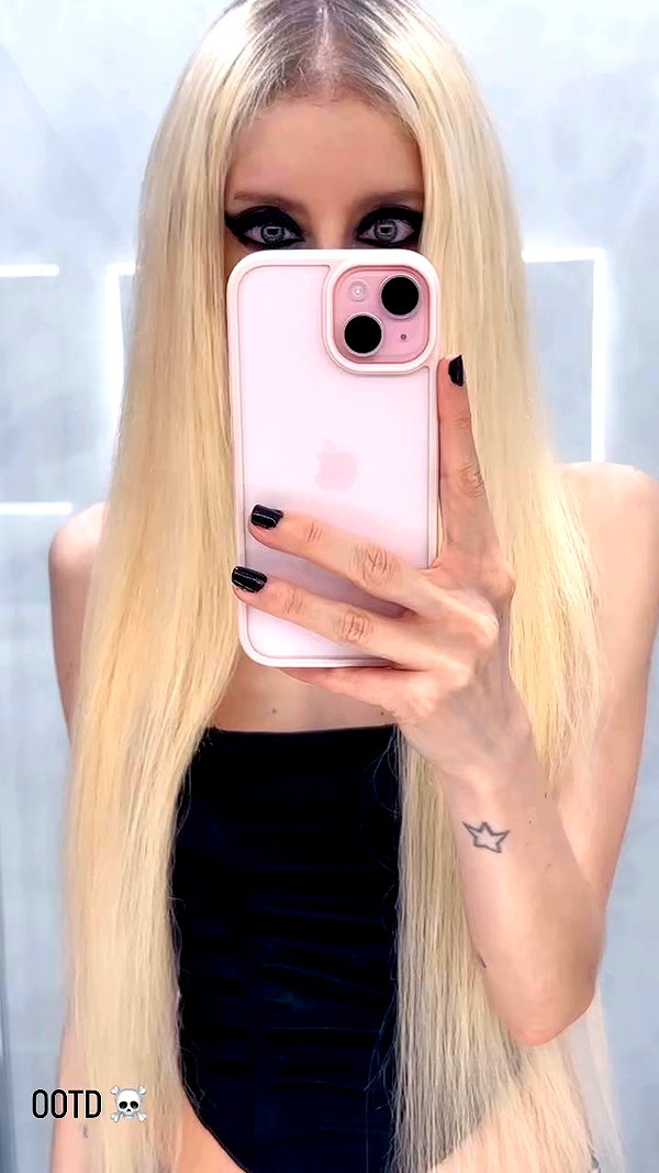 roxiechelon2 archive video preview