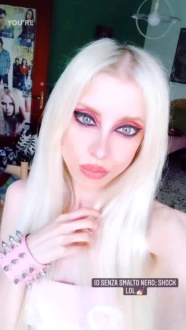 roxiechelon2 archive video preview
