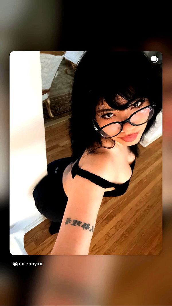 pixieonyxx archive video preview
