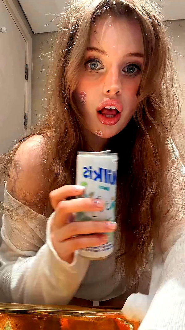 lana.monaaaa archive video preview