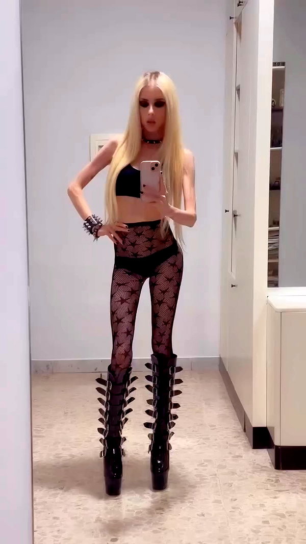 roxiechelon2 archive video preview