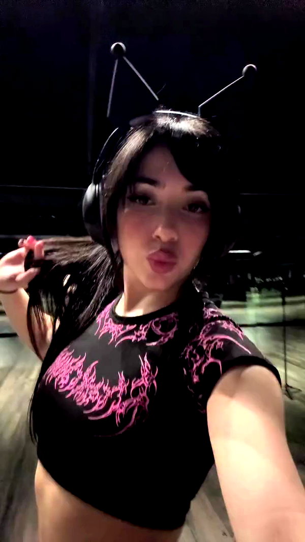soswagysynster archive video preview