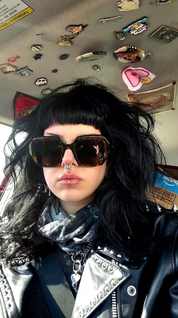 yeahimcaroline archive video preview