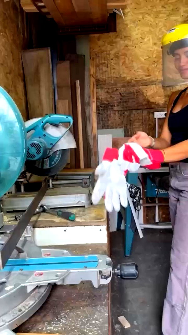 shahar__hauon archive video preview