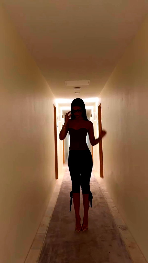 oliviaphillipps archive video preview