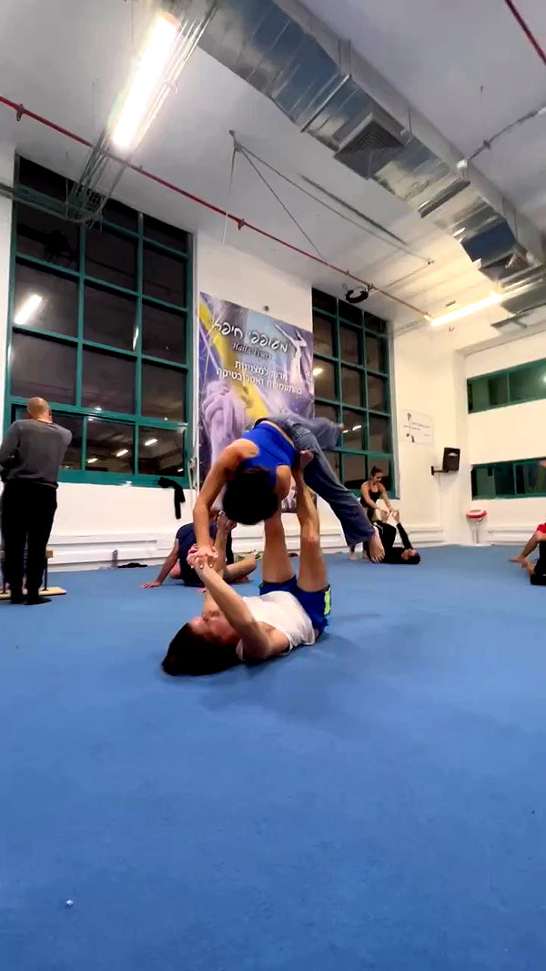 yuval_raz archive video preview