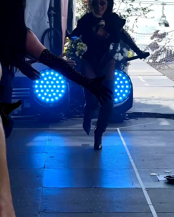 xtina archive video preview