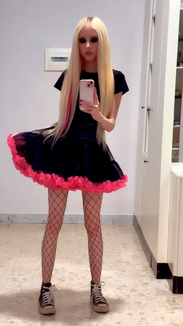 roxiechelon2 archive video preview