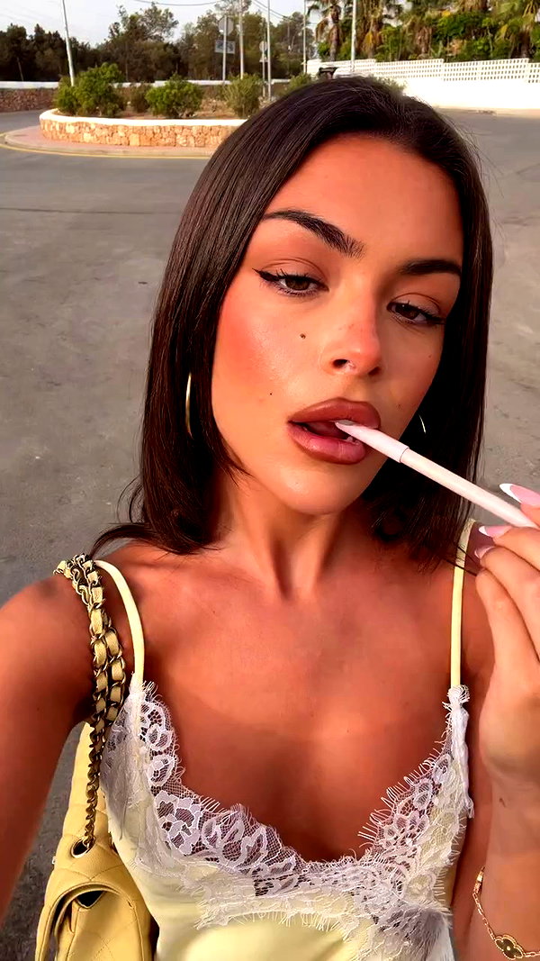 oliviaphillipps archive video preview