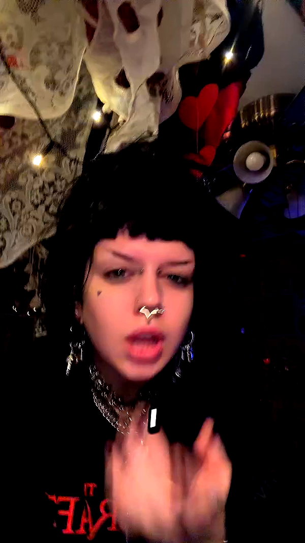 yeahimcaroline archive video preview