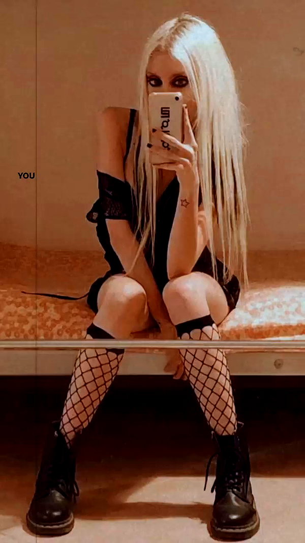 roxiechelon2 archive video preview
