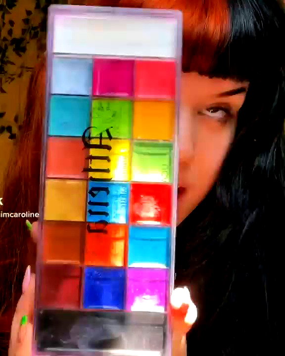 yeahimcaroline archive video preview