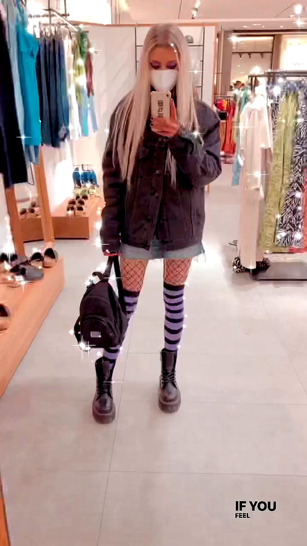roxiechelon2 archive video preview