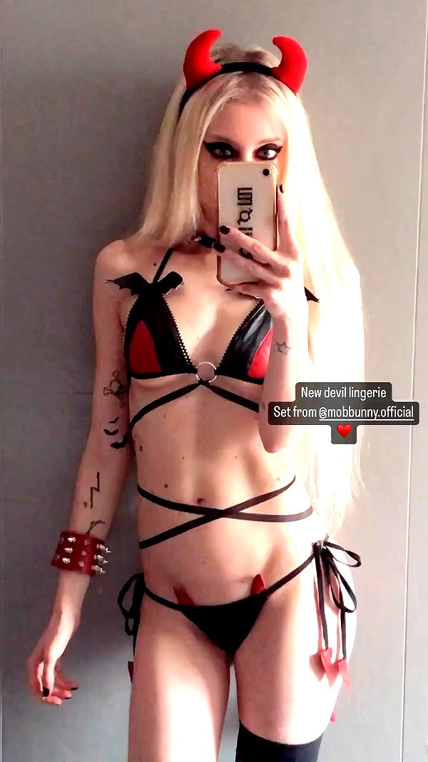 roxiechelon2 archive video preview