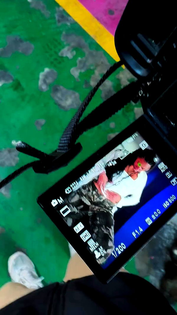 assoolin archive video preview