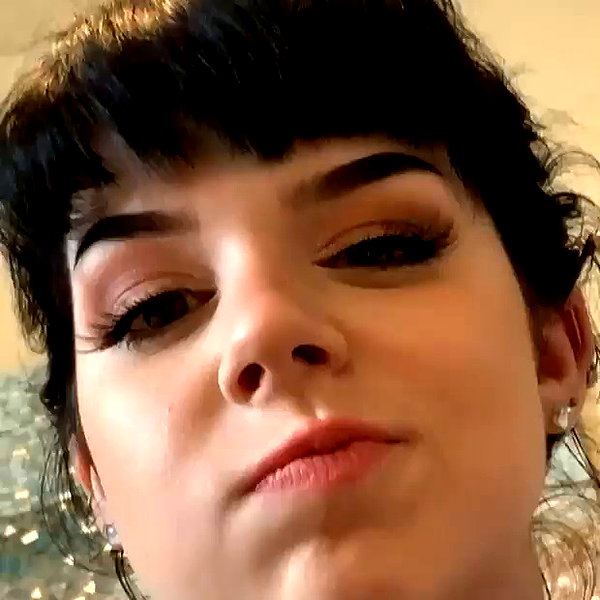 yeahimcaroline archive video preview
