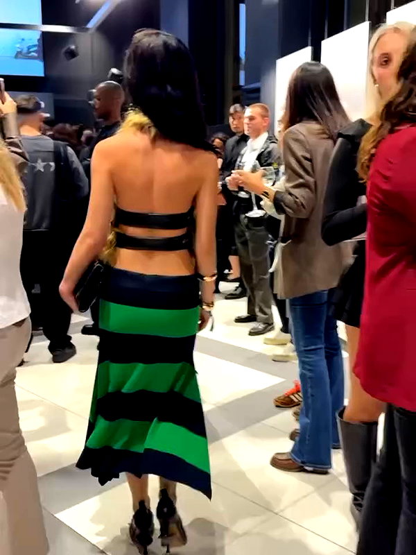 ellachristo archive video preview