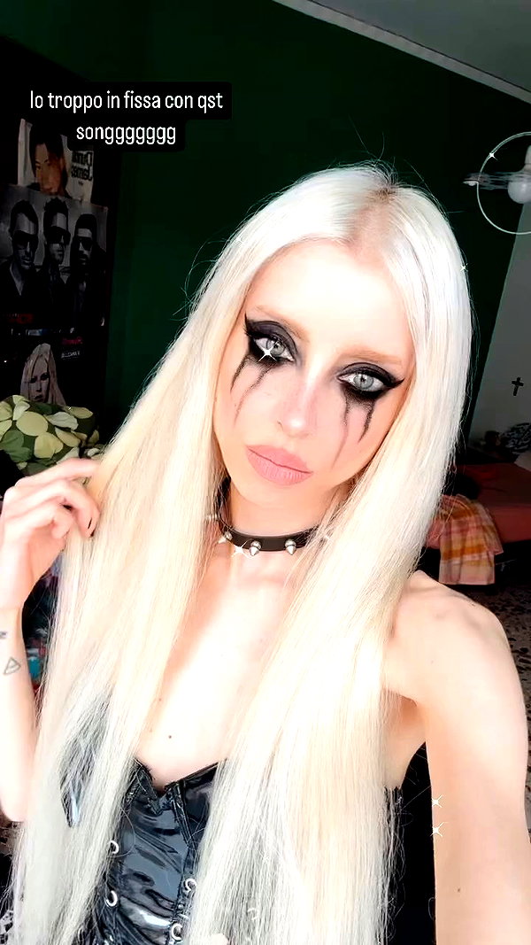 roxiechelon2 archive video preview