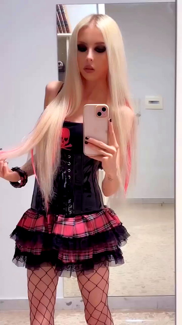 roxiechelon2 archive video preview