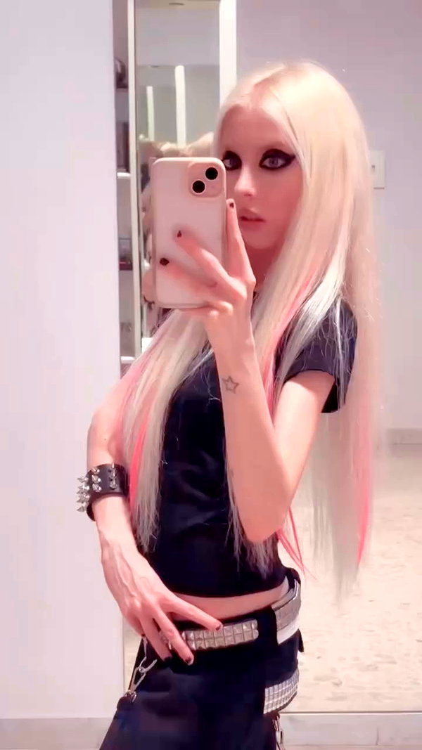 roxiechelon2 archive video preview