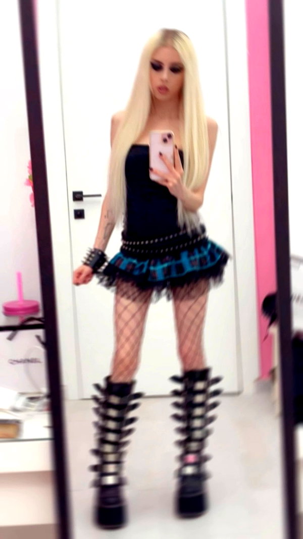 roxiechelon2 archive video preview