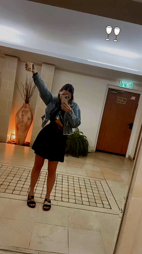eva_romanovski archive video preview