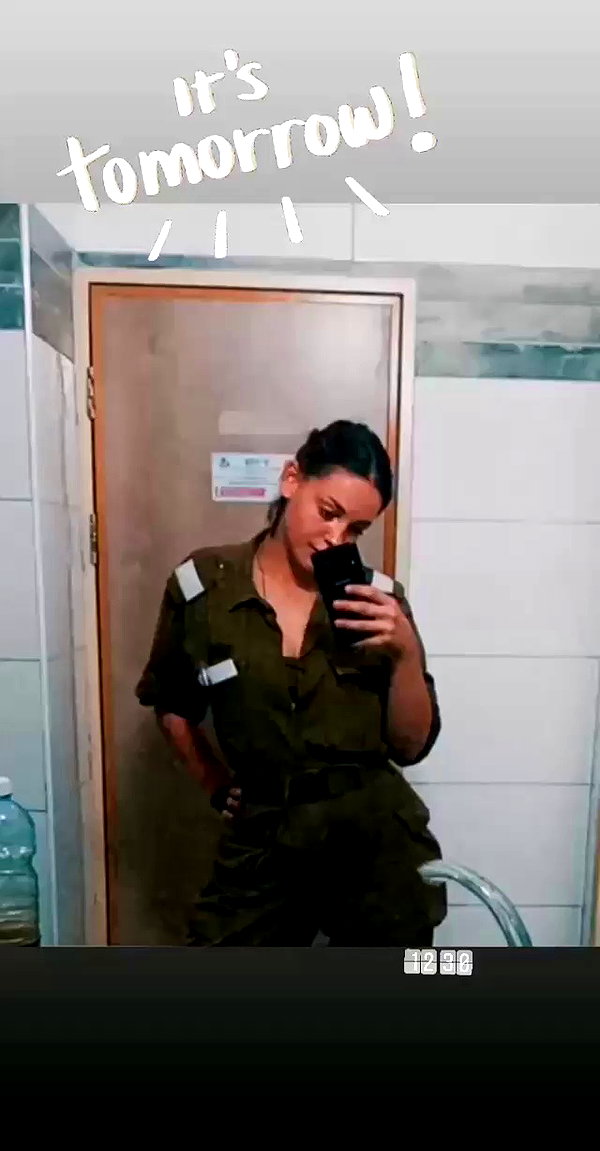 eva_romanovski archive video preview