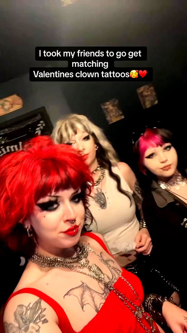 yeahimcaroline archive video preview