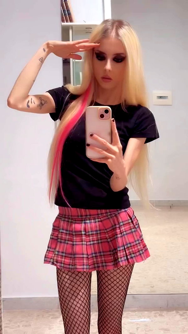 roxiechelon2 archive video preview