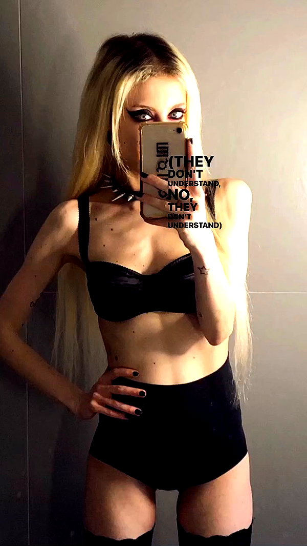 roxiechelon2 archive video preview