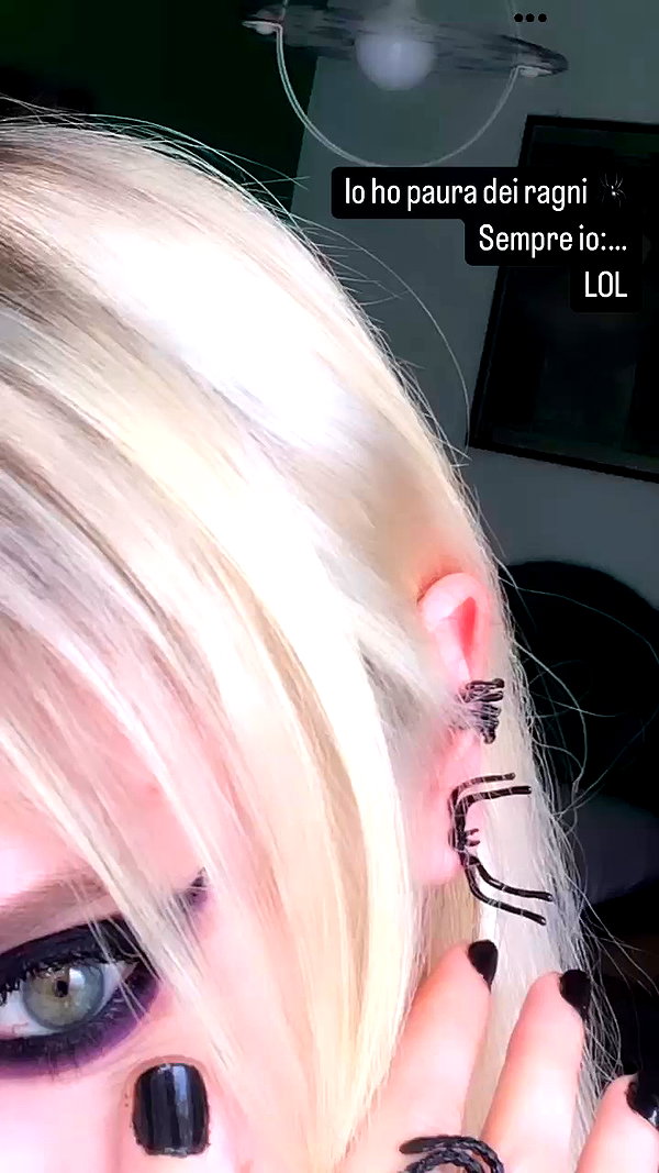 roxiechelon2 archive video preview