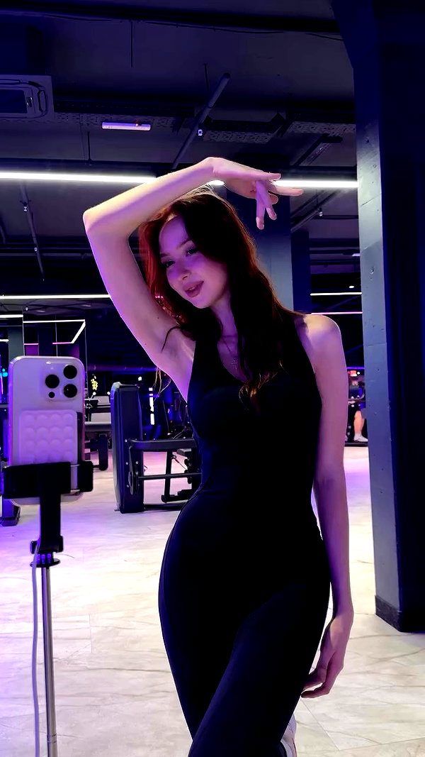 liiin.sun archive video preview
