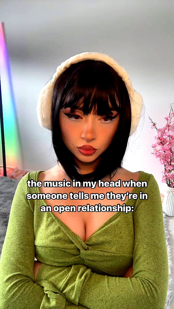 mellyplease archive video preview