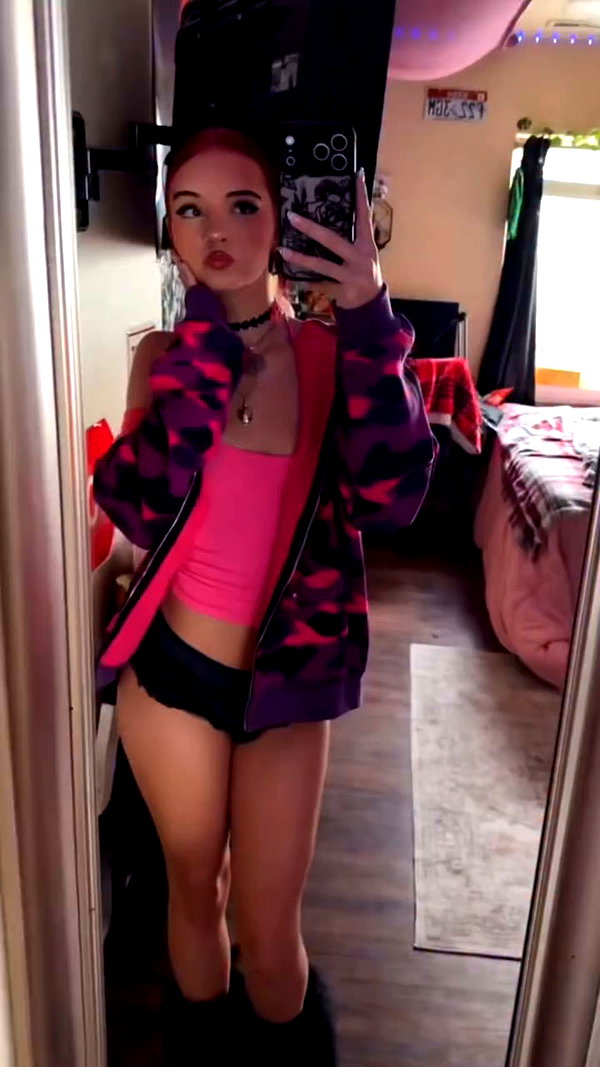 tinyyykatiee archive video preview