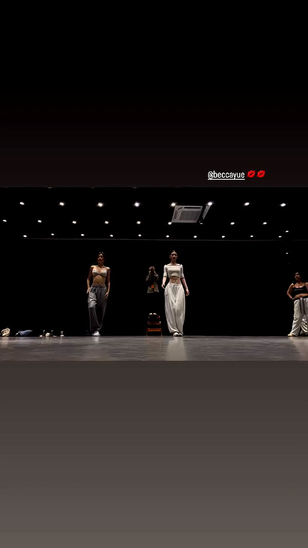 claire_is_miiii archive video preview