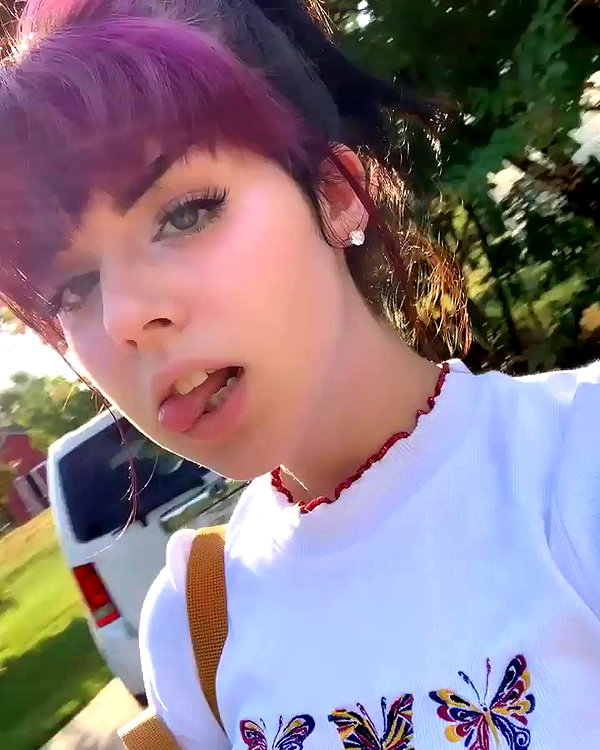 yeahimcaroline archive video preview