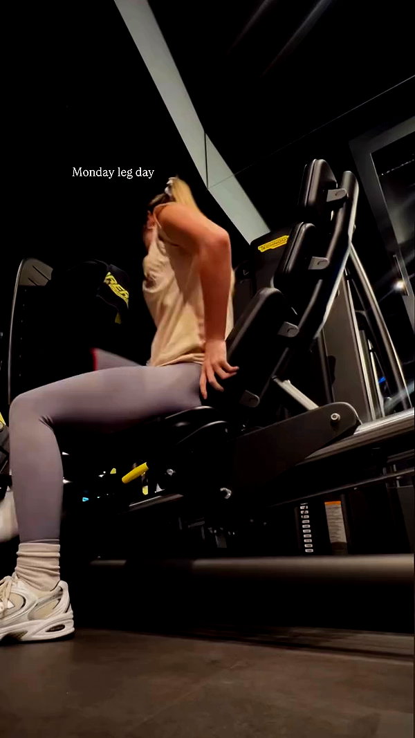 kaylasimmmons archive video preview