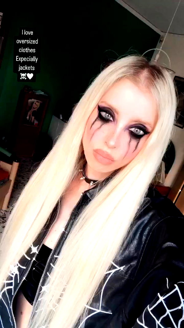 roxiechelon2 archive video preview
