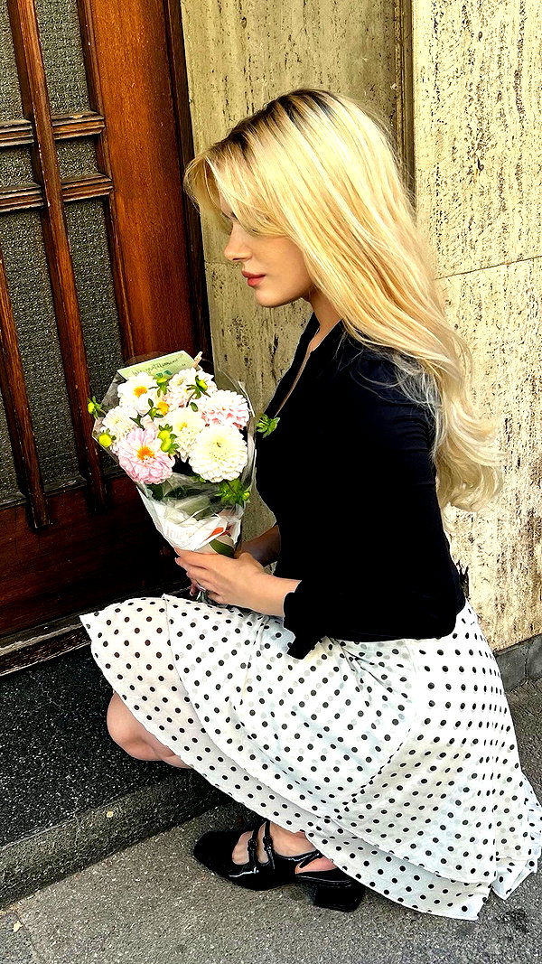 anika_braun__ archive video preview