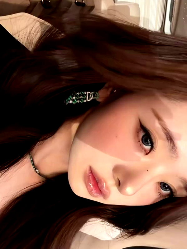 dear.zia archive video preview