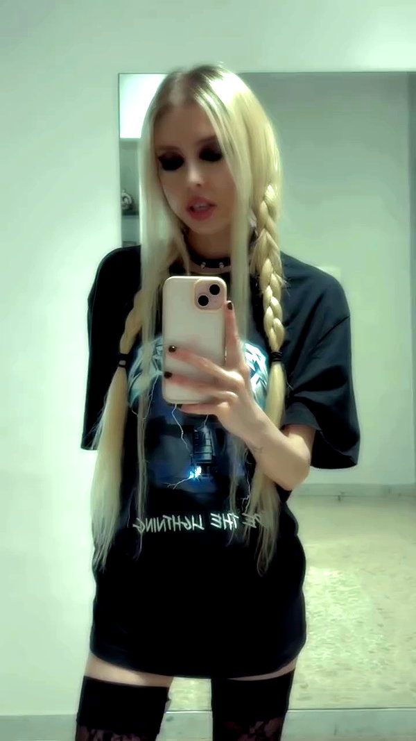 roxiechelon2 archive video preview