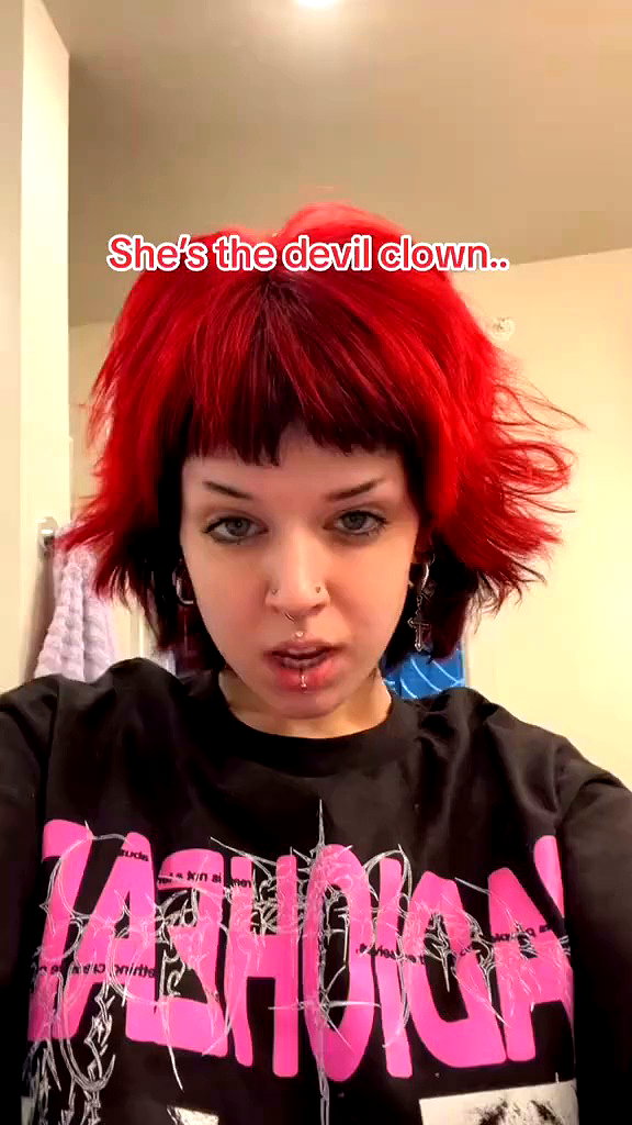 yeahimcaroline archive video preview