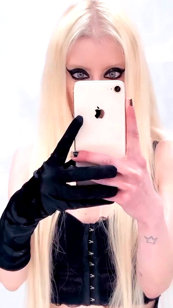 roxiechelon2 archive video preview