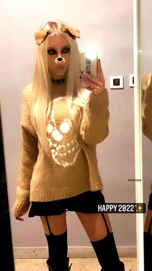 roxiechelon2 archive video preview