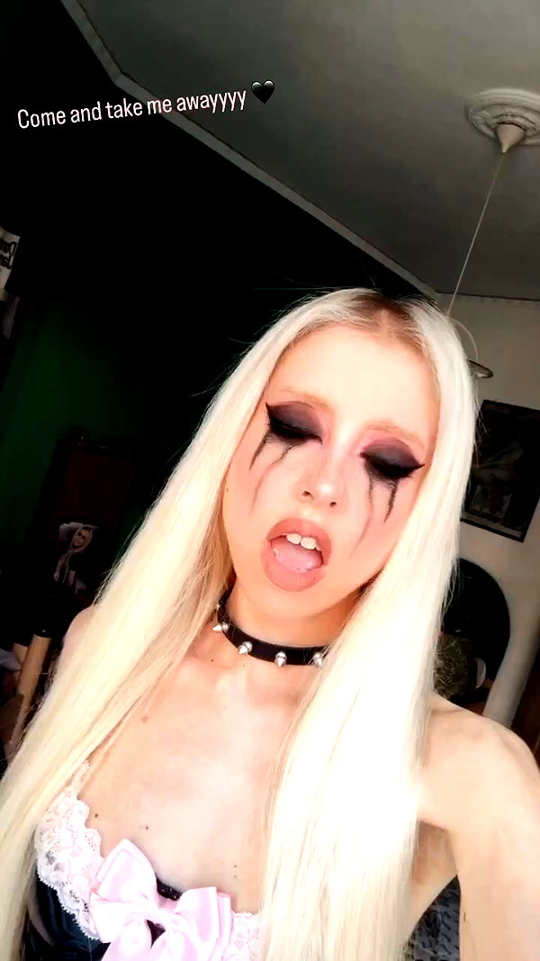 roxiechelon2 archive video preview