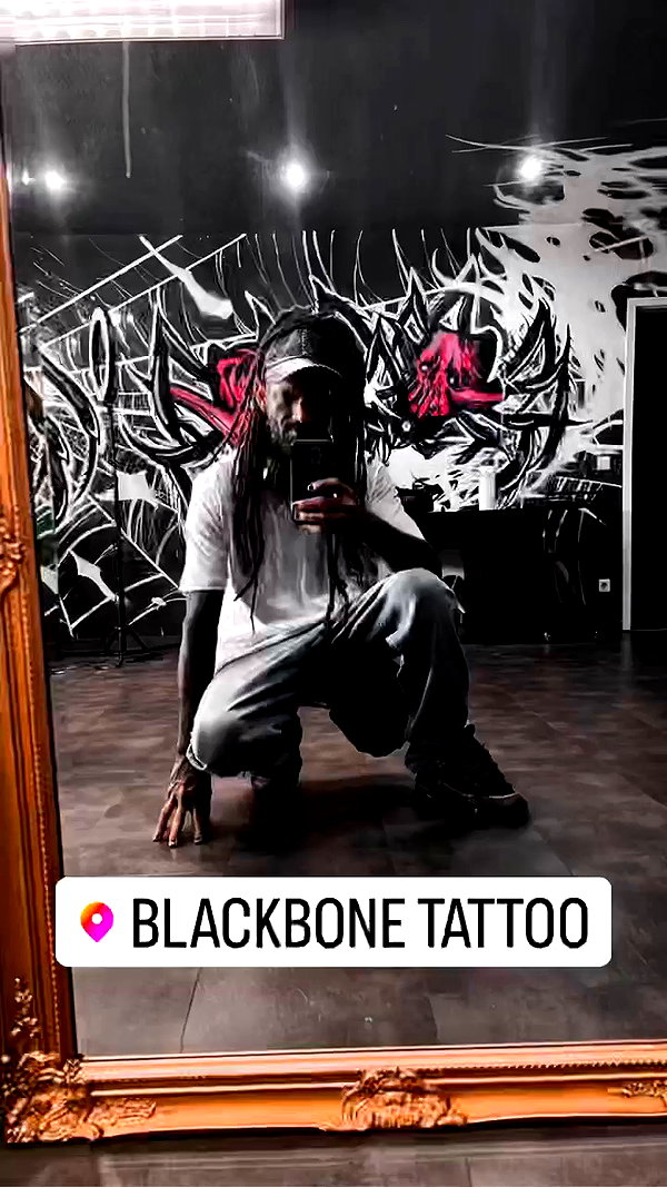 venecatattoo archive video preview